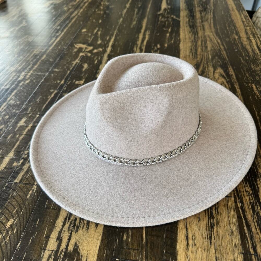 Cream Wide Brim Country Cowboy Winery Hat – One Size (Adjustable) - Picture 5 of 17
